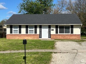 Building Photo - 5422 Revere Dr