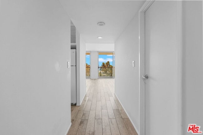 Building Photo - 201 Ocean Ave