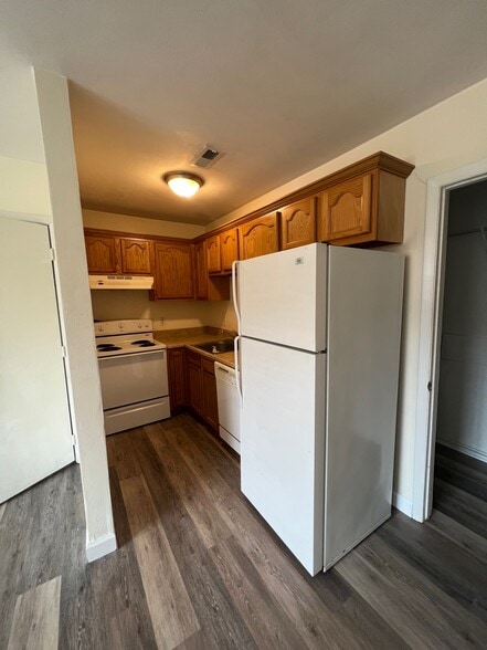 Building Photo - 5340 Koontz Dr