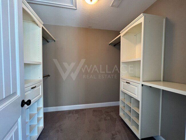 Building Photo - BEAUTIFUL 3 BEDROOM HOME IN CLEAR SPRING P...