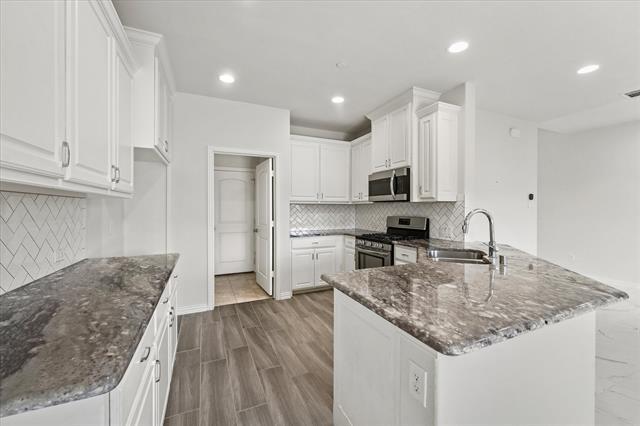 Building Photo - 2317 Cortellia St