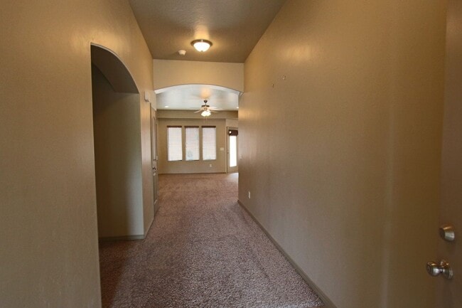 Building Photo - 4 Bedroom 2 Car Garage W/Solar (Save $$$)