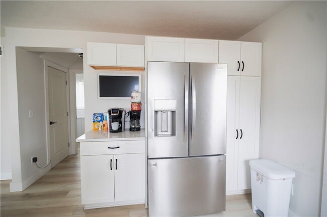 Building Photo - 161 West Ave