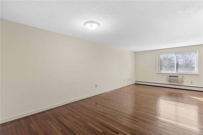 Building Photo - 66 Girard Ave