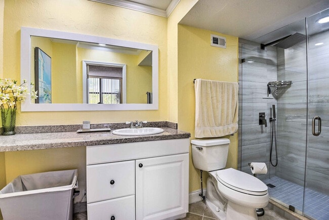 Building Photo - 5855 Midnight Pass Rd