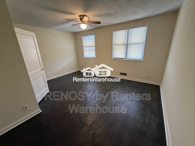 Building Photo - 1614 S Ellamont St