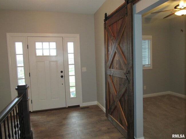 Building Photo - 1659 Celtic