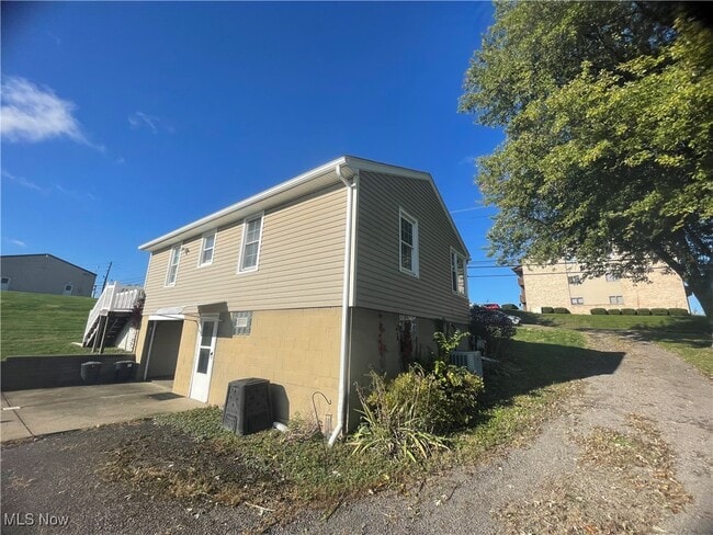 Building Photo - 415 Old Colliers Way