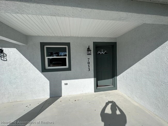 Building Photo - 7053 San Bruno Dr