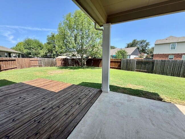 Building Photo - 137 Firewheel Cove