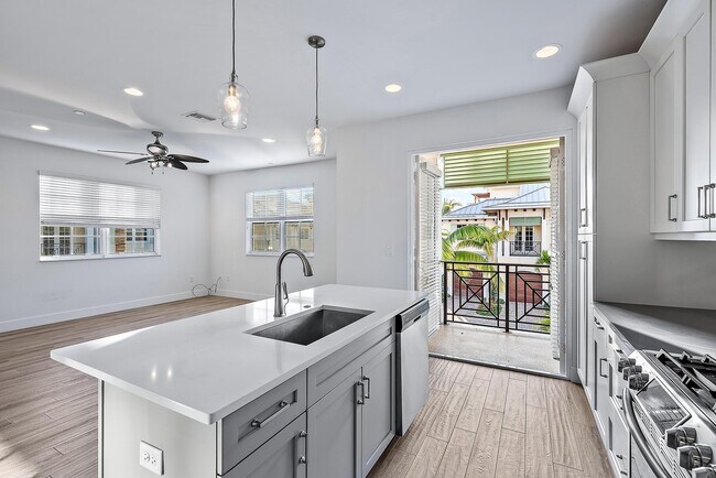 Building Photo - 3770 SE County Line Rd