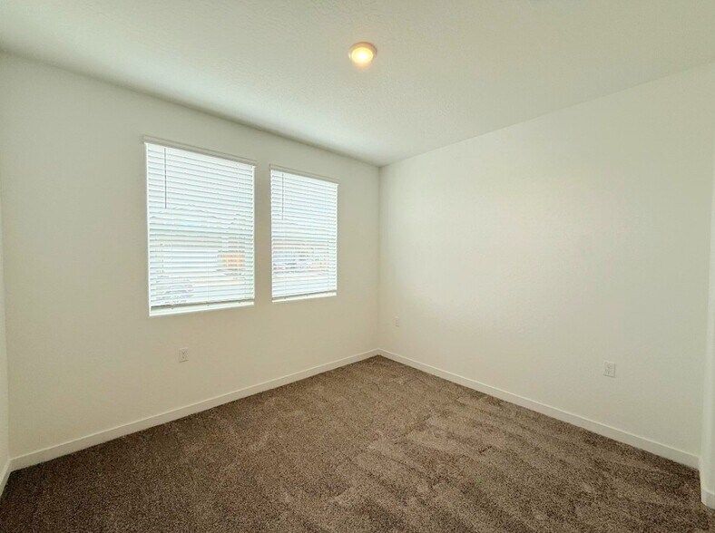 Building Photo - 4623 Sami Jo Dr