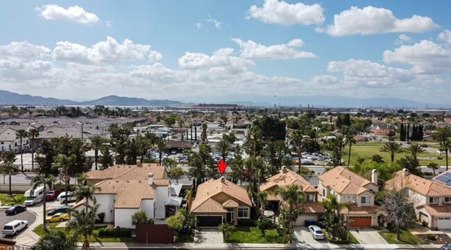 Building Photo - 13885 Portofino St