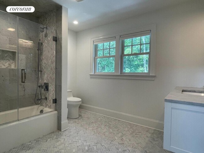 Building Photo - 36 Springwood Way