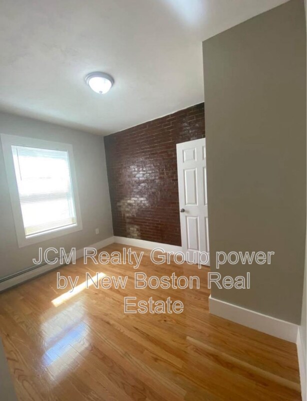 Building Photo - 23 Mall St