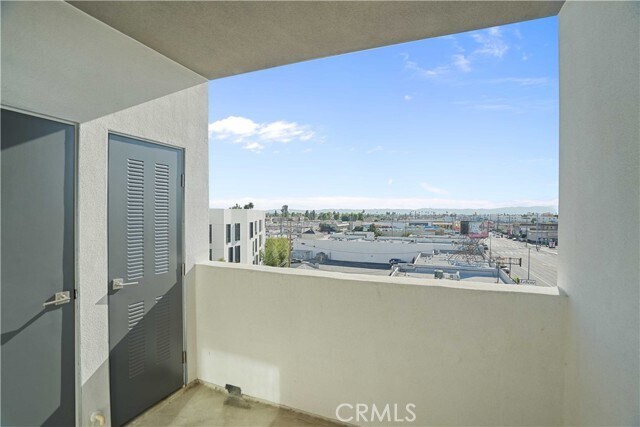 Building Photo - 8750 Sepulveda Blvd