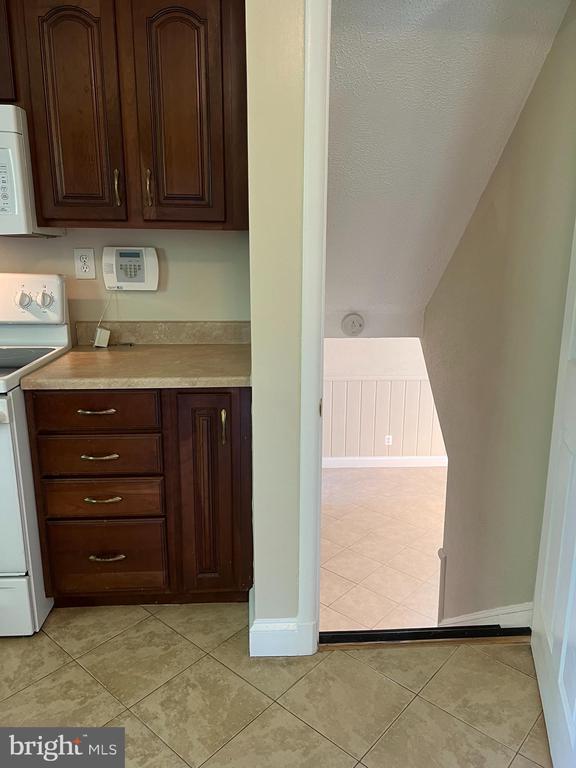 Building Photo - 4616 Willow Run Dr