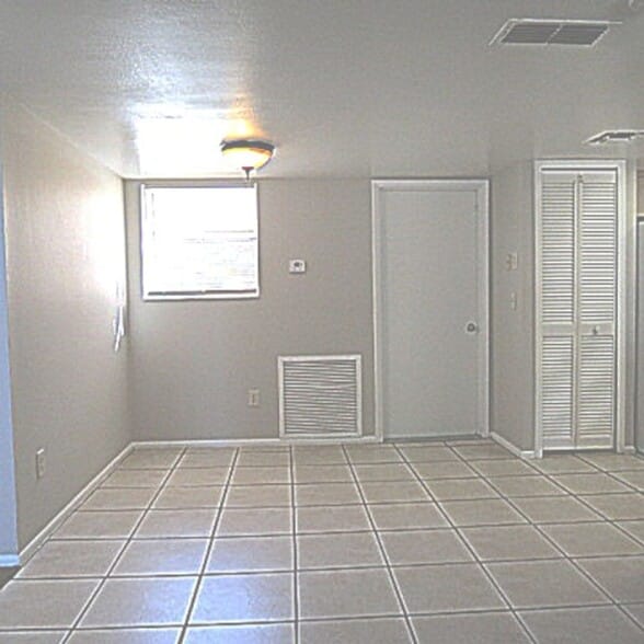 Building Photo - Metrowest Area!! 4 Bedroom 2.5 Bath Home Coming Soon!!