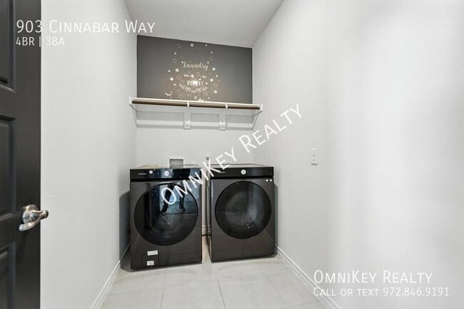 Building Photo - 903 Cinnabar Wy