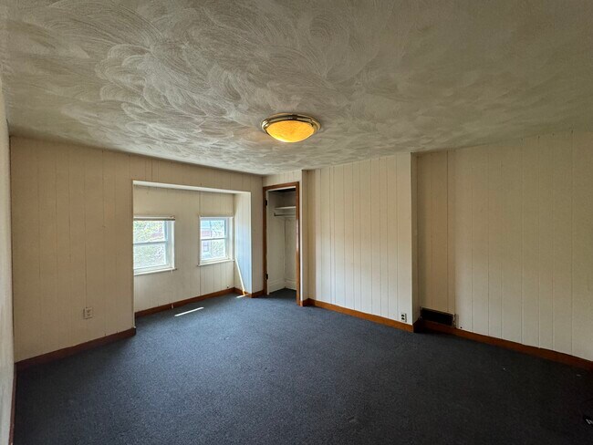 Building Photo - 505 Cato St