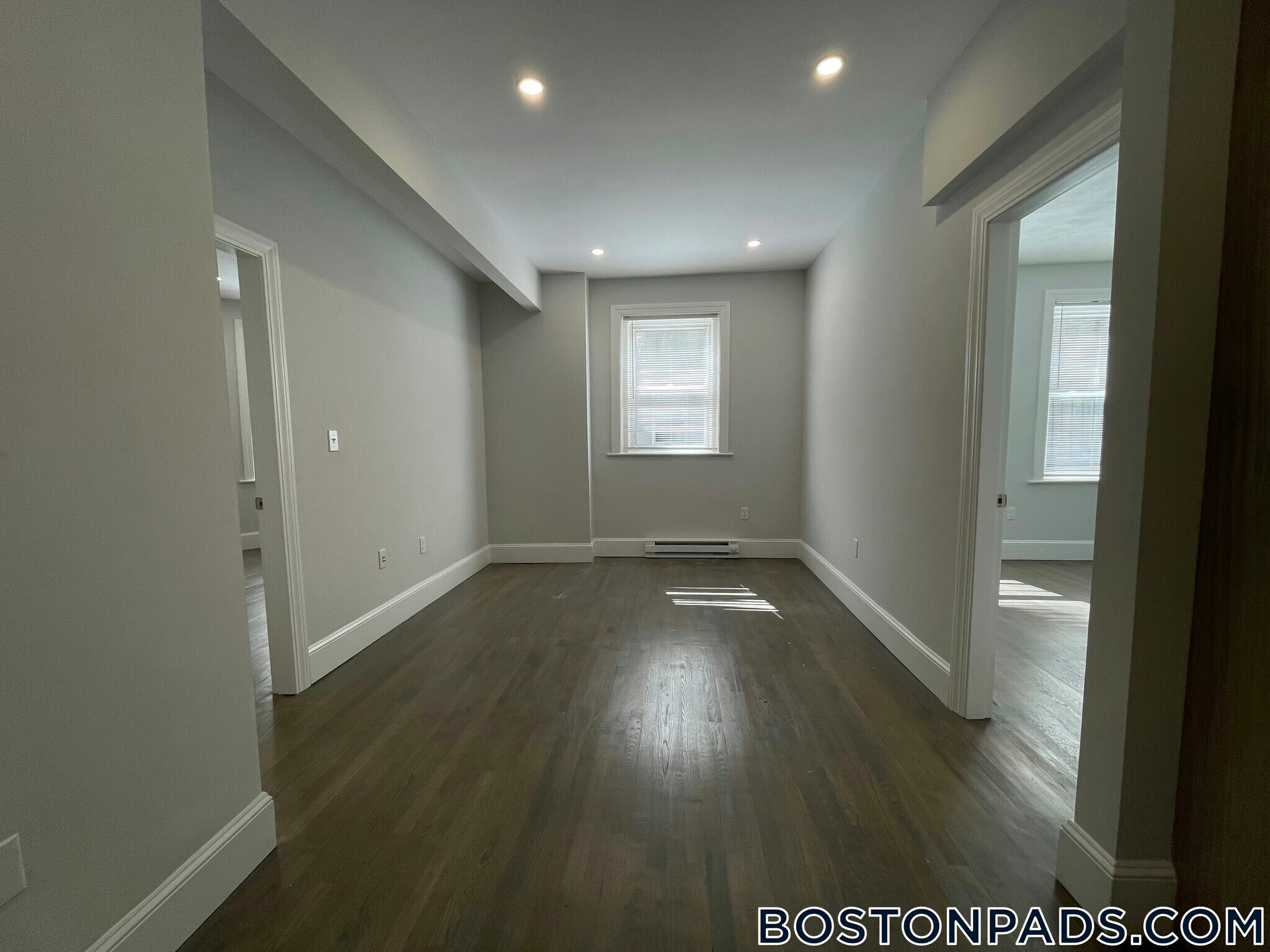 Building Photo - 108 Jersey St