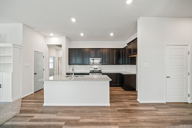 Building Photo - 13211 Antelope Run