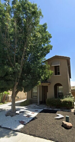 Building Photo - 338 Blue Sky Dr