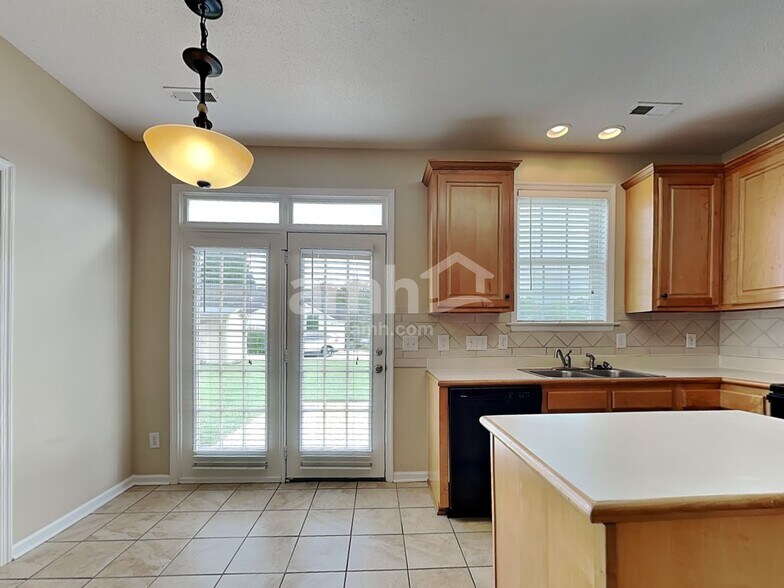 Building Photo - 3691 Wood Cove Dr