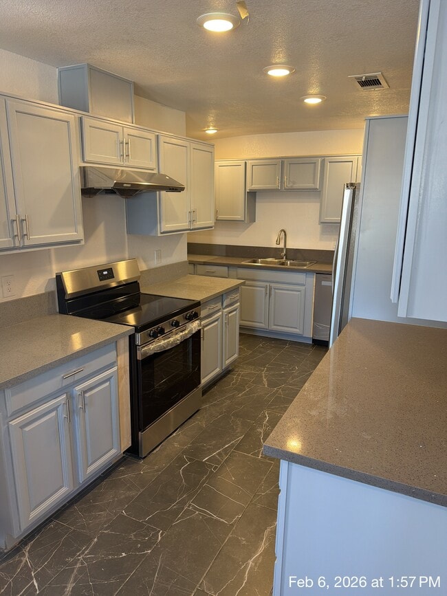 Building Photo - 2812 Richfield Blvd