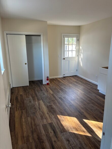 Building Photo - 141 High St