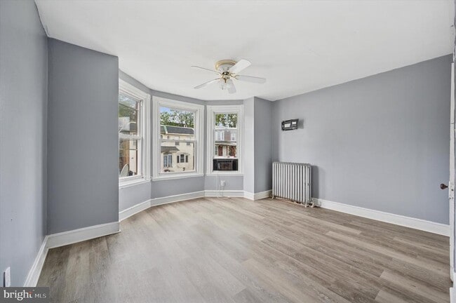 Building Photo - 5841 N 12th St