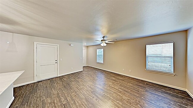 Building Photo - 5000 Avion Ct