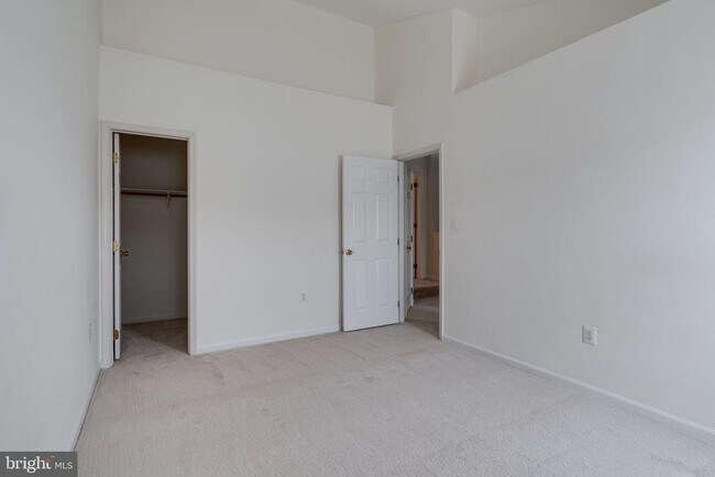 Building Photo - 5136 Ballycastle Cir