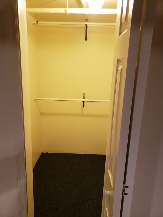 Building Photo - 81 Christopher St