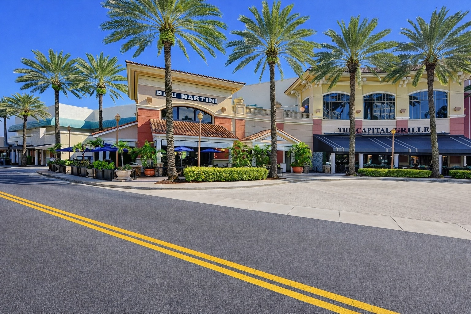 Walk to dining and entertainment - 1844 NE 26th Ave