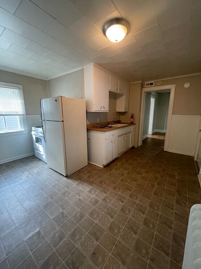 2824 8th Ave. 2824 8th Ave Rock Island IL 61201 Apartment Finder