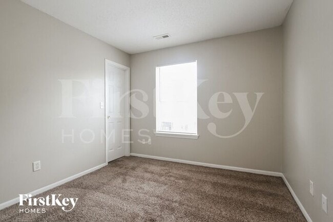 Building Photo - 6479 Hazelhatch Dr