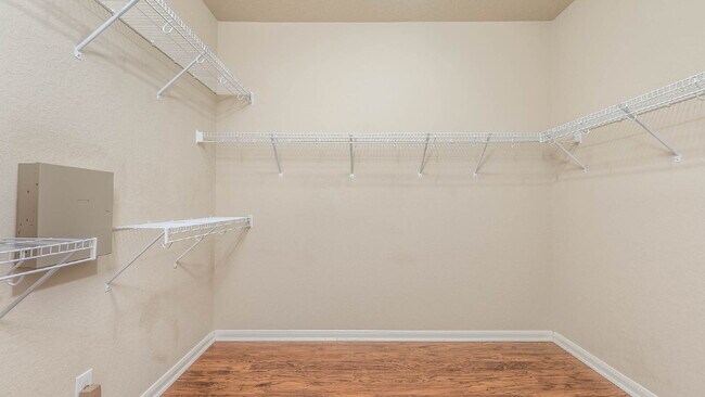 Building Photo - 209 Ranch House Rd