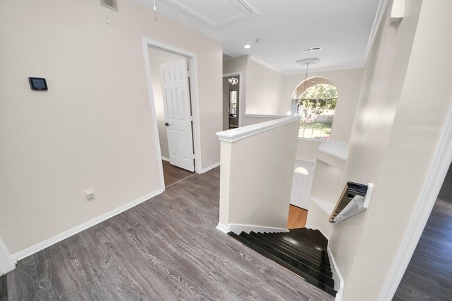 Building Photo - 811 Childers Ct