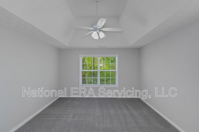 Building Photo - 455 Trelawney Cir