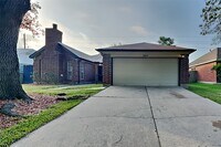 Building Photo - 5419 Roserock Ln
