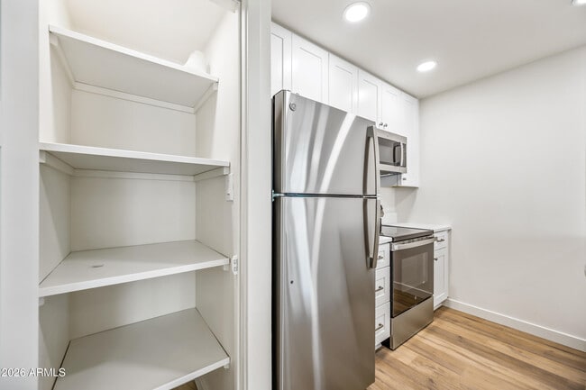 Building Photo - 4139 N 27th St