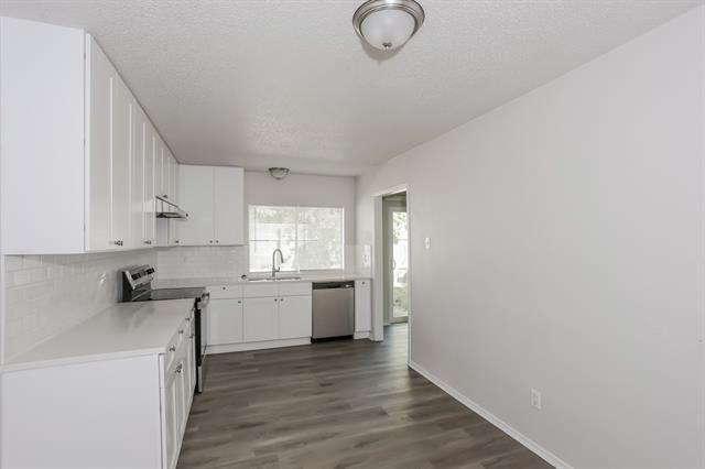 Building Photo - 5037 Collingwood Dr