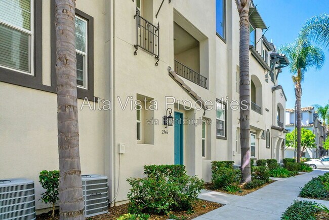 Building Photo - 2346 Sentinel Ln