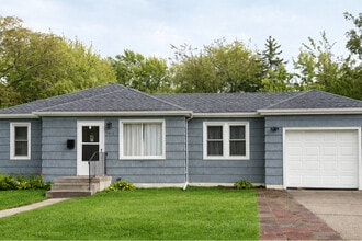 Building Photo - 7011 Penn Ave S