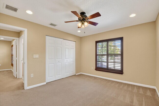 Building Photo - 7896 Picklewood Park Dr