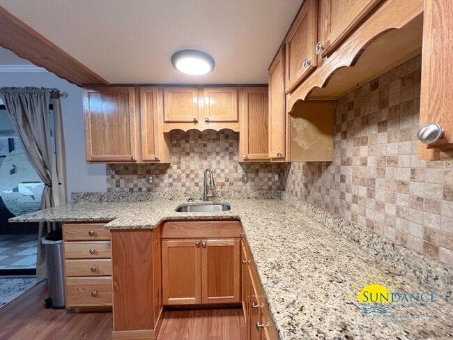 Building Photo - Stunning Spanish Villas Condo in Fort Walton Beach!