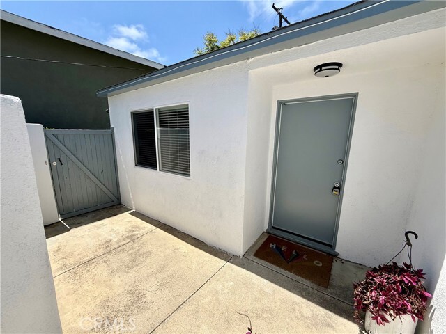 Building Photo - 208 Avenida Monterey
