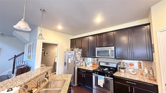 Building Photo - 9829 Milla Cir