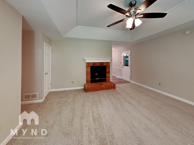 Building Photo - 4020 Hudson Dr